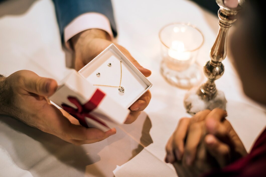 Jak wybrać idealne obrączki ślubne – praktyczny poradnik dla przyszłych małżonków