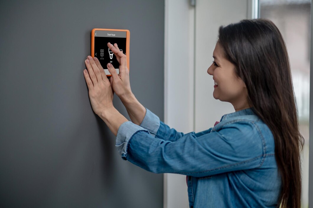 Jak skutecznie zabezpieczyć swój dom za pomocą systemów alarmowych?