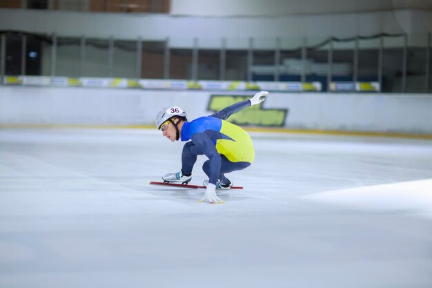 Jak rozpocząć przygodę z curlingiem i dlaczego warto spróbować?